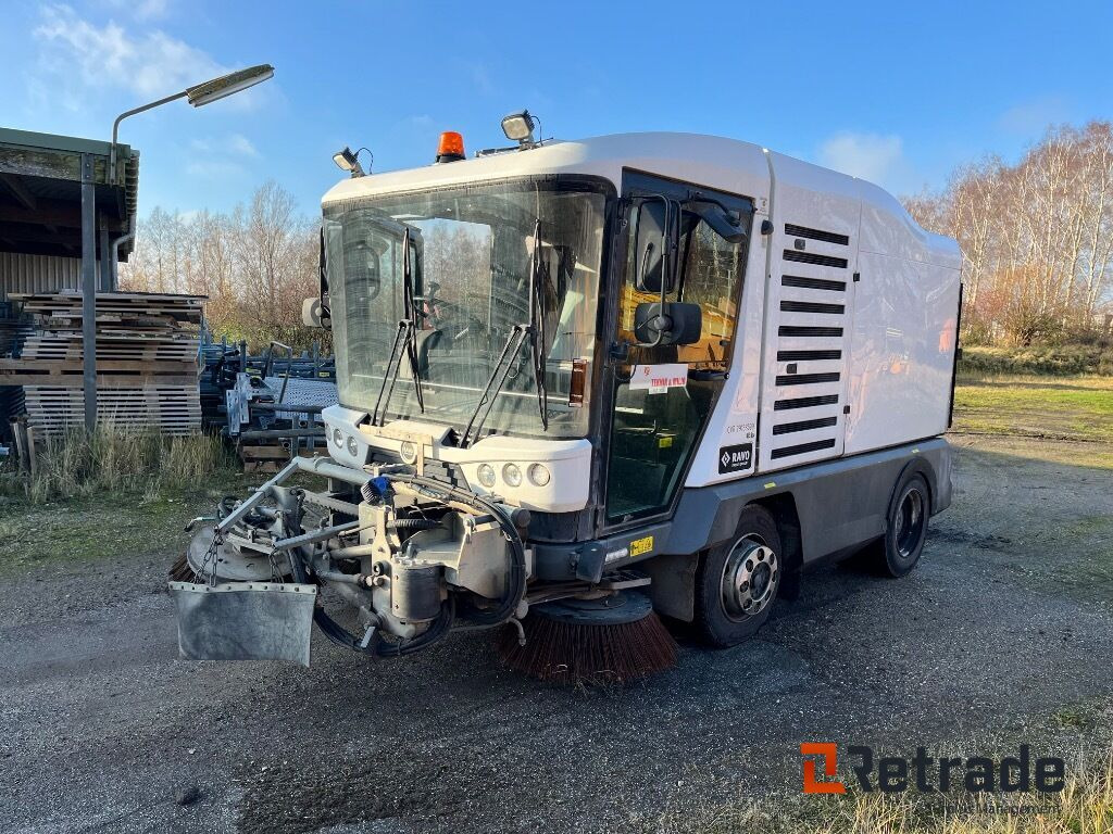 RAVO E6 feje-suge lastbil 3 koste. - Sopmaskin: bild 1 RAVO E6 feje-suge lastbil 3 koste. - Sopmaskin: bild 1