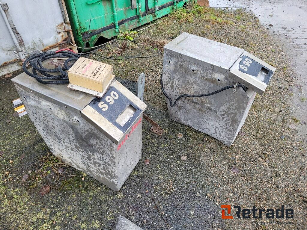 Sandspridare för lastbil Autoline S90 - Entreprenadutrustning: bild 1 Sandspridare för lastbil Autoline S90 - Entreprenadutrustning: bild 1