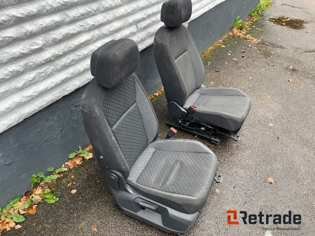 Sätesuppsättning fram & bak - VW Toruan - Säte för Transportbil: bild 5 Sätesuppsättning fram & bak - VW Toruan - Säte för Transportbil: bild 5