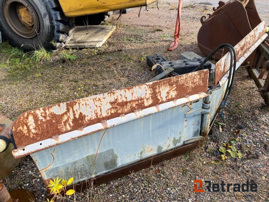 Snöplogutrustning Vikplog Tellefsdal - Entreprenadutrustning: bild 2 Snöplogutrustning Vikplog Tellefsdal - Entreprenadutrustning: bild 2