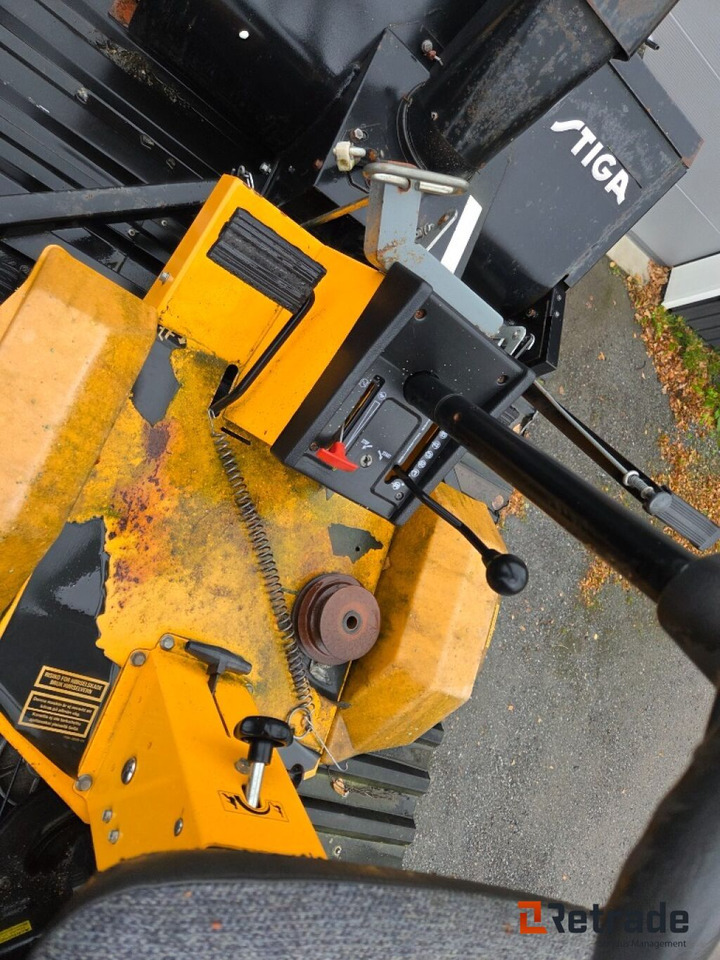 Stiga Park med snöslunga - Entreprenadutrustning: bild 4 Stiga Park med snöslunga - Entreprenadutrustning: bild 4