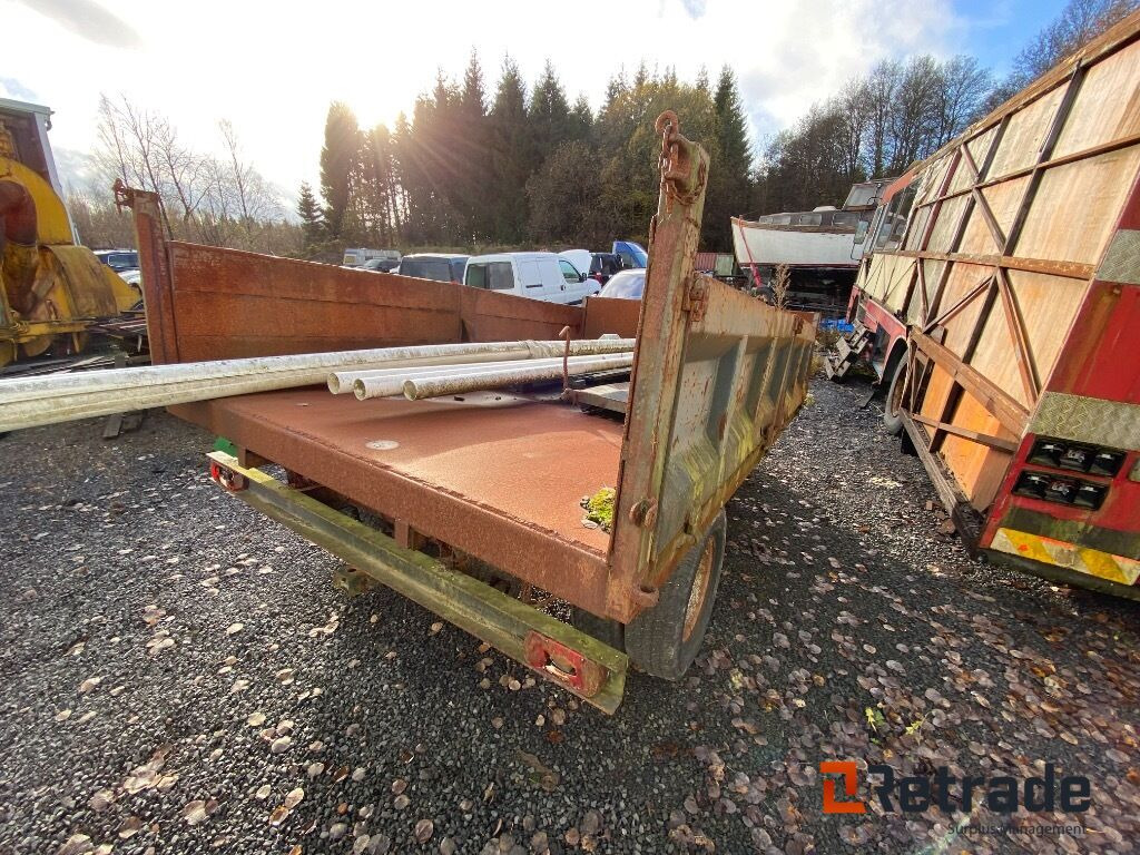 Tippkärra för traktor / grävmaskin - Tippsläp: bild 3 Tippkärra för traktor / grävmaskin - Tippsläp: bild 3