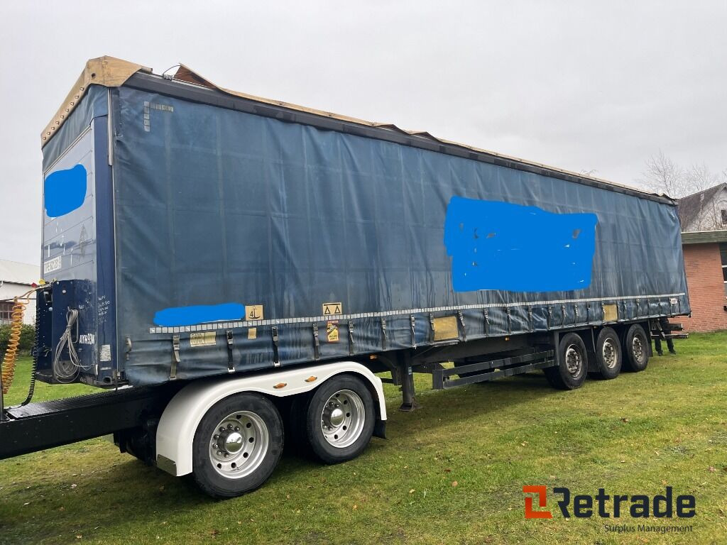 Trailer SCHMITZ CARGOBULL Lukket sættevogn Sættevogns trailer 3 akselet - Kapelltrailer: bild 4 Trailer SCHMITZ CARGOBULL Lukket sættevogn Sættevogns trailer 3 akselet - Kapelltrailer: bild 4