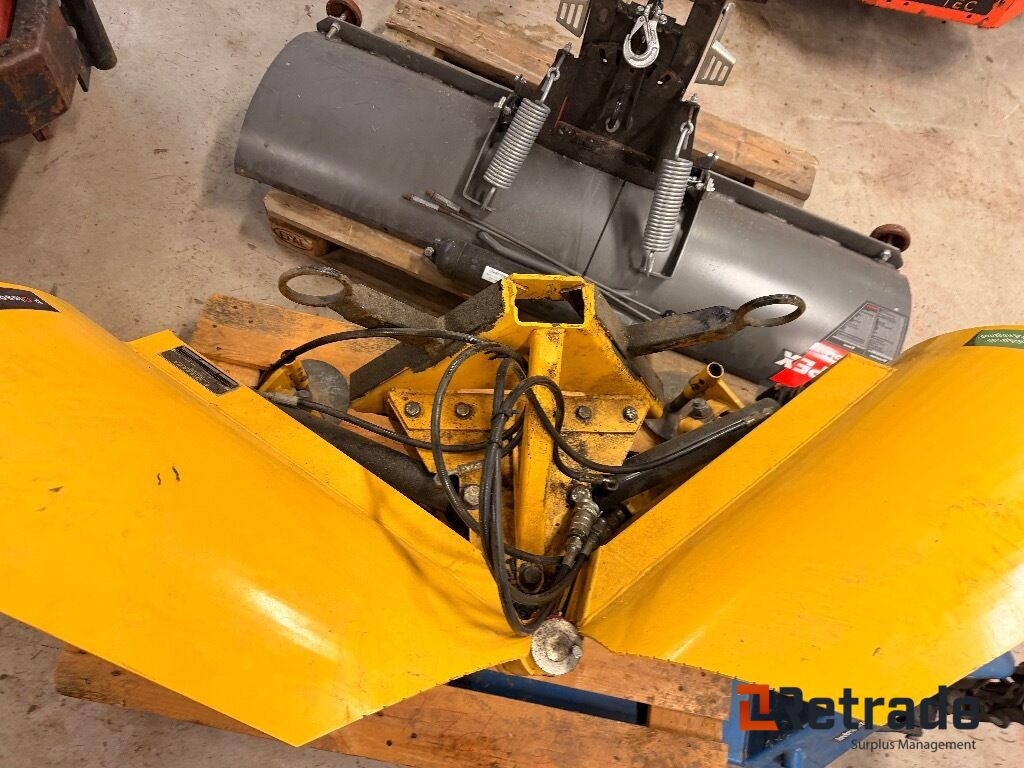 V-Plog/snøskjær P. Olssons LVP 155 2024 modell - Entreprenadutrustning: bild 4 V-Plog/snøskjær P. Olssons LVP 155 2024 modell - Entreprenadutrustning: bild 4