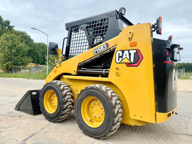 Cat 216B3 - New / Unused / Extra Hydraulic - Kompaktlastare/ Slirstyrda lastare: bild 3 Cat 216B3 - New / Unused / Extra Hydraulic - Kompaktlastare/ Slirstyrda lastare: bild 3