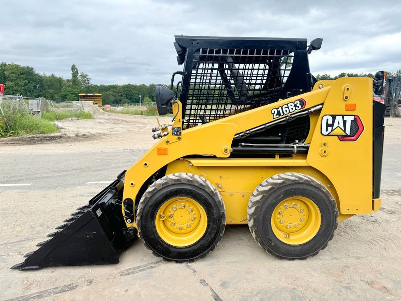 Cat 216B3 - New / Unused / Extra Hydraulic - Kompaktlastare/ Slirstyrda lastare: bild 2 Cat 216B3 - New / Unused / Extra Hydraulic - Kompaktlastare/ Slirstyrda lastare: bild 2