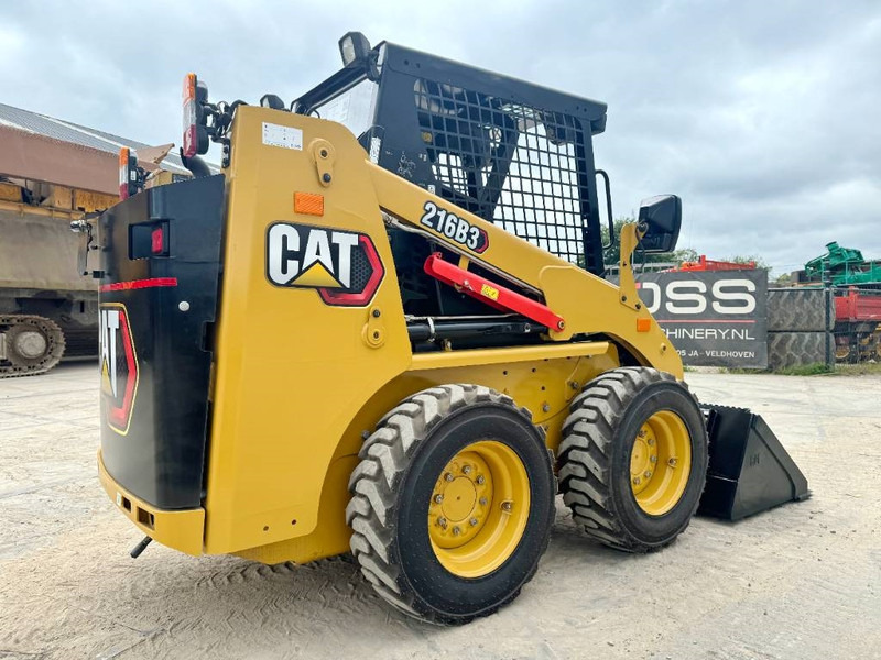 Cat 216B3 - New / Unused / Extra Hydraulic - Kompaktlastare/ Slirstyrda lastare: bild 5 Cat 216B3 - New / Unused / Extra Hydraulic - Kompaktlastare/ Slirstyrda lastare: bild 5