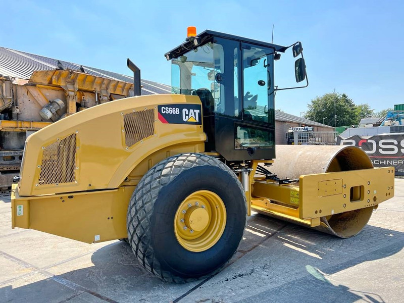Cat CS66B - Excellent Condition / Low Hours / CE - Vält: bild 5 Cat CS66B - Excellent Condition / Low Hours / CE - Vält: bild 5