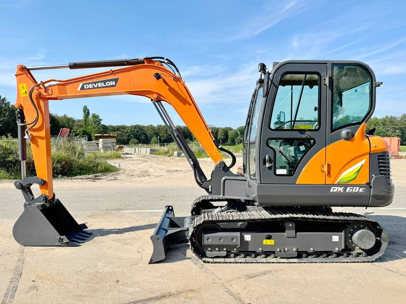 Doosan DX60E-10N NEW! - Minigrävmaskin: bild 1 Doosan DX60E-10N NEW! - Minigrävmaskin: bild 1