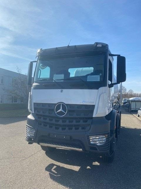 Mercedes Arocs 4145 - Betongbil: bild 3 Mercedes Arocs 4145 - Betongbil: bild 3