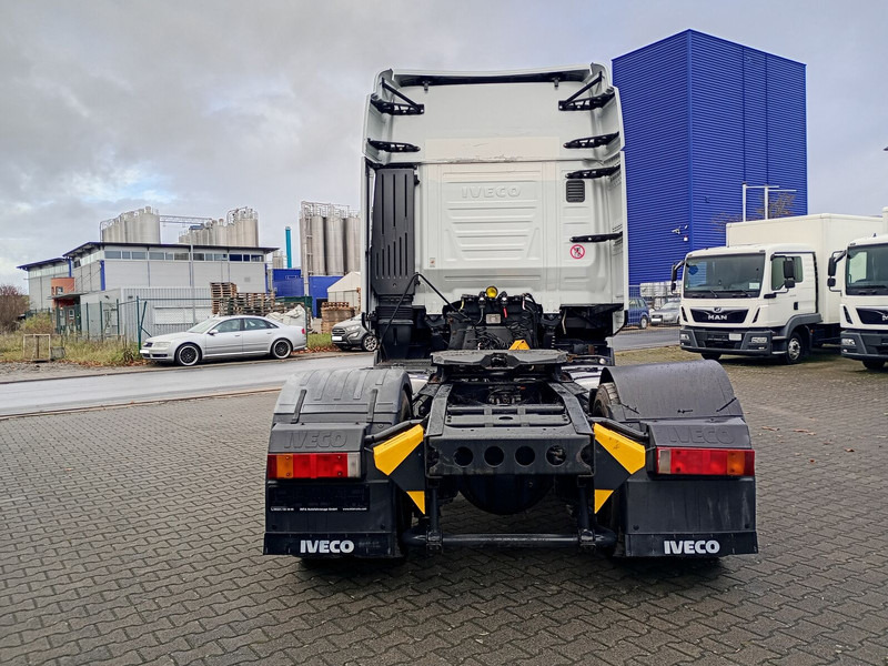 Dragbil Iveco Stralis 420: bild 8