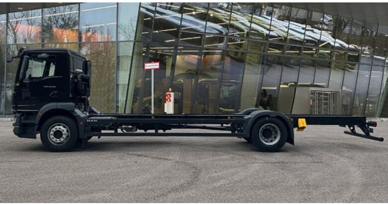 MAN TGM 18.320 4x2BL CH Fahrgestell Euro 6 Rechtslenker - Chassi lastbil: bild 5 MAN TGM 18.320 4x2BL CH Fahrgestell Euro 6 Rechtslenker - Chassi lastbil: bild 5