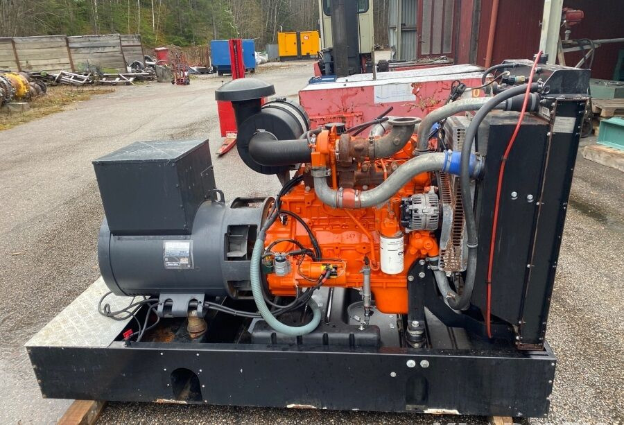 Diversen ECP34 2S4 - Iveco Engine,126kVA,New oils, filters, Mecc Alte ECP34 2S4 - Iveco Engine,126kVA,New oils, filters, Like New - Elgenerator: bild 3 Diversen ECP34 2S4 - Iveco Engine,126kVA,New oils, filters, Mecc Alte ECP34 2S4 - Iveco Engine,126kVA,New oils, filters, Like New - Elgenerator: bild 3