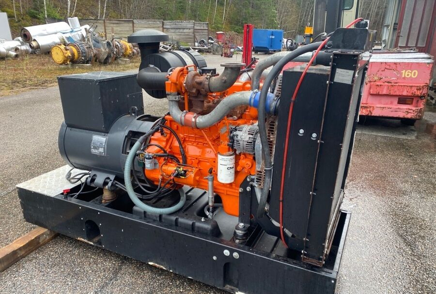 Diversen ECP34 2S4 - Iveco Engine,126kVA,New oils, filters, Mecc Alte ECP34 2S4 - Iveco Engine,126kVA,New oils, filters, Like New - Elgenerator: bild 2 Diversen ECP34 2S4 - Iveco Engine,126kVA,New oils, filters, Mecc Alte ECP34 2S4 - Iveco Engine,126kVA,New oils, filters, Like New - Elgenerator: bild 2