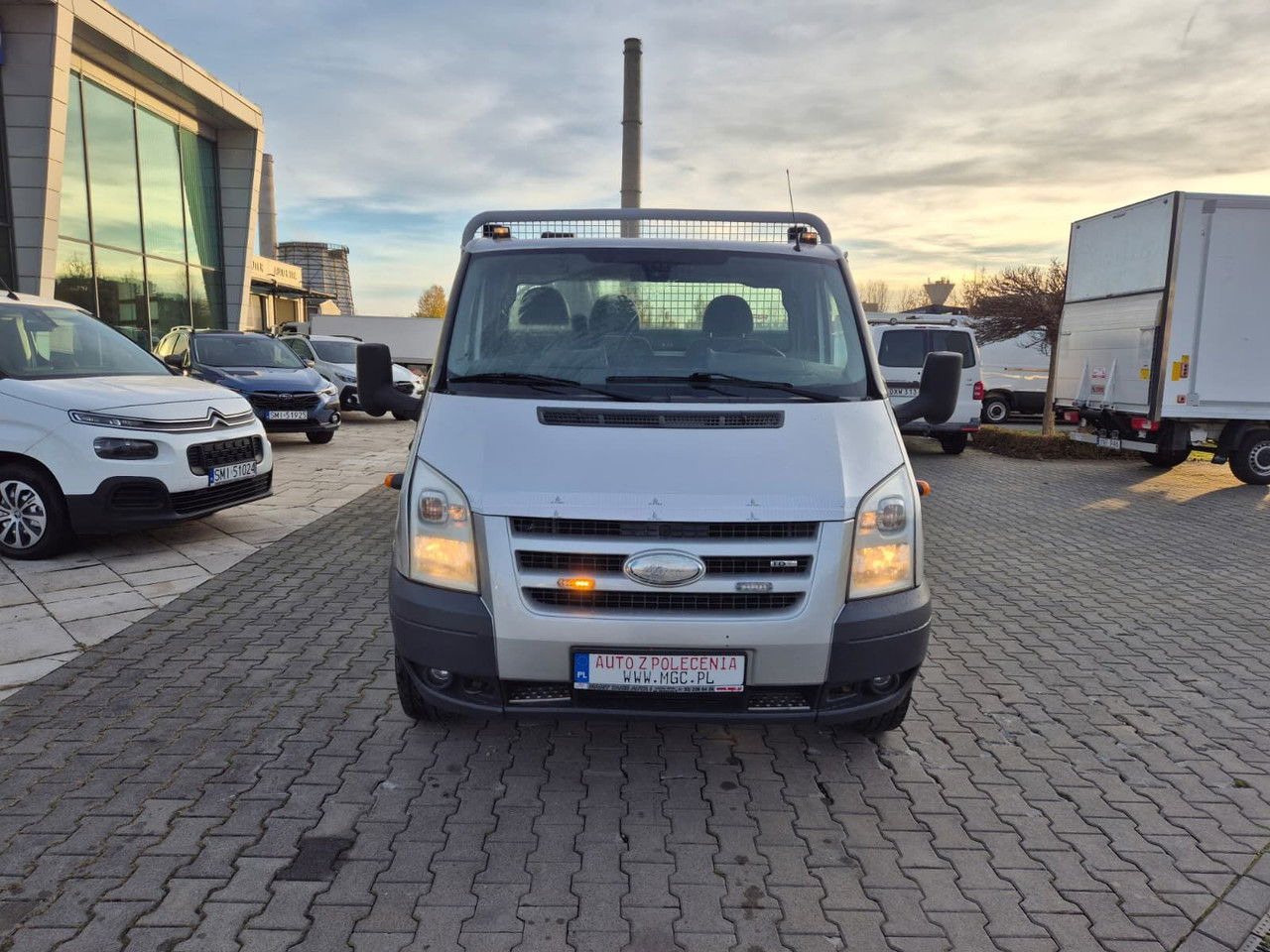 Ford Transit 350 2.4 TDCi / Very Strong Hiab / 1 Owner / Serviced - Transportbil med flak: bild 3 Ford Transit 350 2.4 TDCi / Very Strong Hiab / 1 Owner / Serviced - Transportbil med flak: bild 3