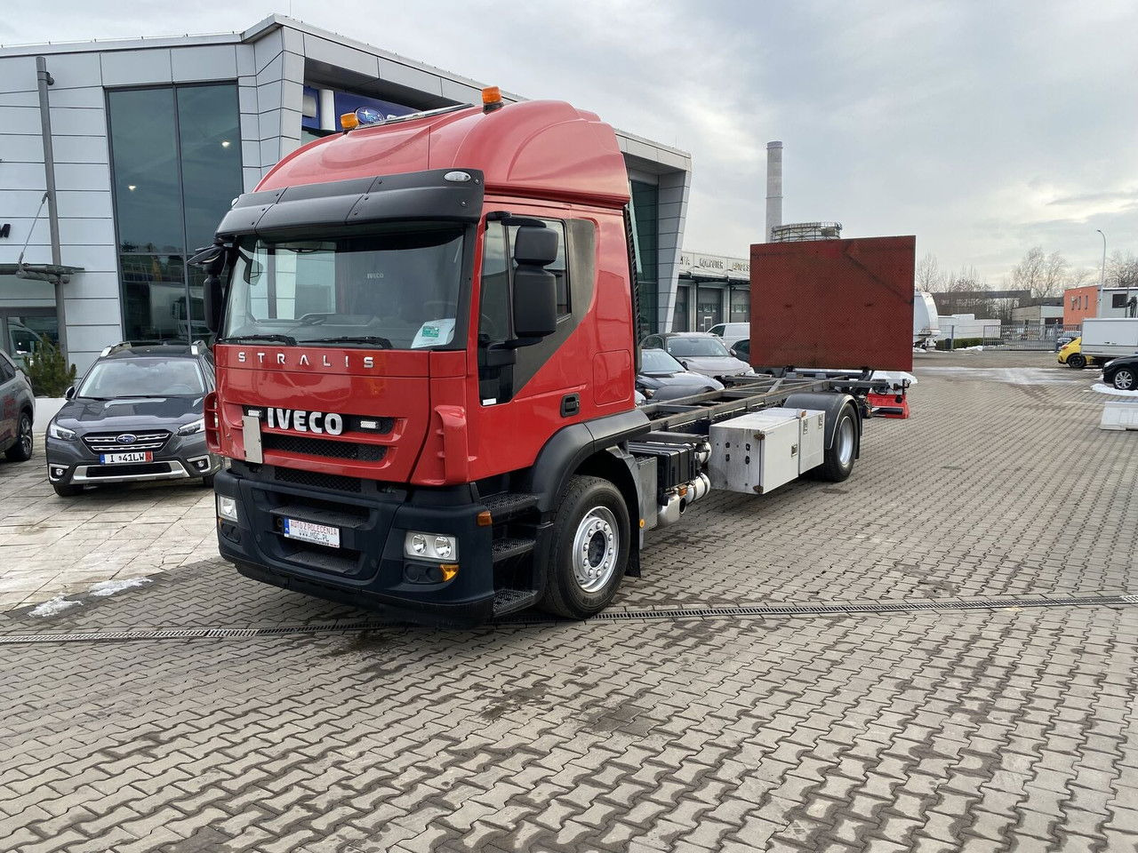 IVECO Iveco Stralis 360 AT 190 / Euro 5 / NEW Service / Long Frame - Chassi lastbil: bild 2 IVECO Iveco Stralis 360 AT 190 / Euro 5 / NEW Service / Long Frame - Chassi lastbil: bild 2
