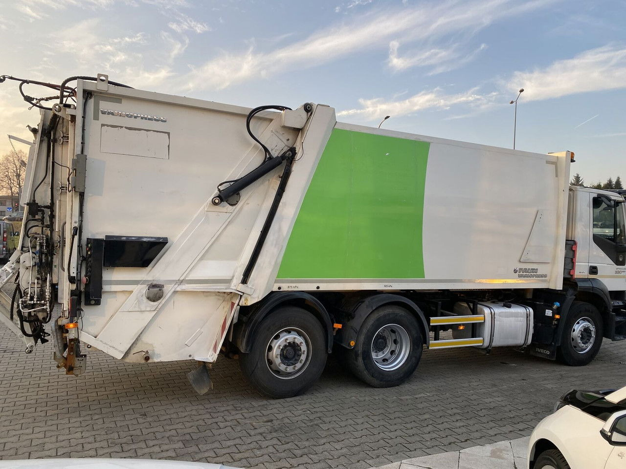 IVECO Stralis 330 EEV / NO Rust / Works Great / 1 Owner - Sopbil: bild 2 IVECO Stralis 330 EEV / NO Rust / Works Great / 1 Owner - Sopbil: bild 2