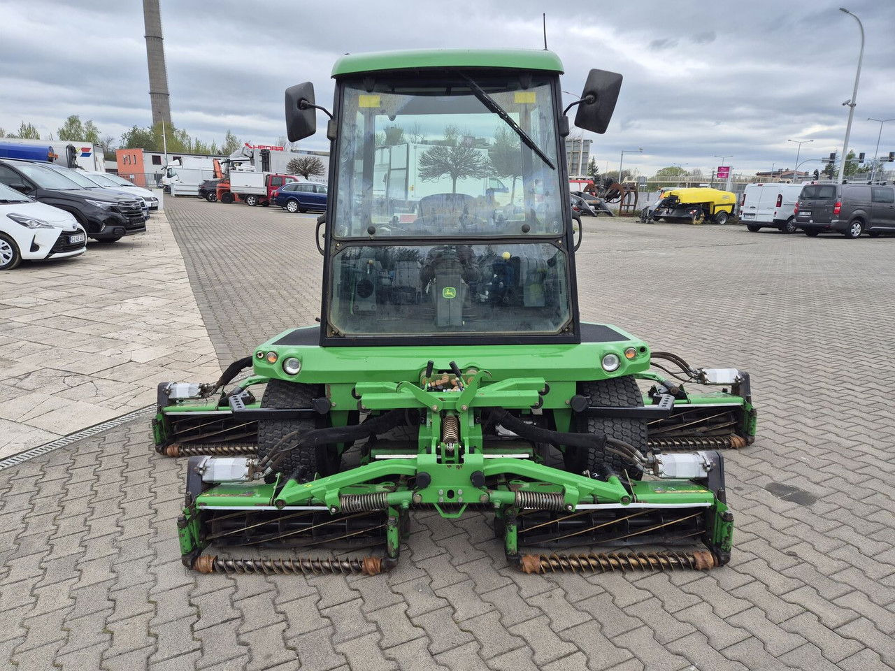 John Deere 1905 4WD / 1 Owner / Serviced - Slagklippare/ Slagslåtter: bild 2 John Deere 1905 4WD / 1 Owner / Serviced - Slagklippare/ Slagslåtter: bild 2