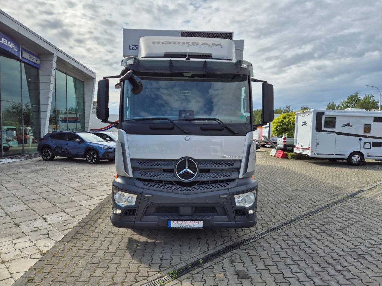 Mercedes-Benz Antos 2532 L / Frigoblock / 1 Owner / Works Great - Kylbil lastbil: bild 4 Mercedes-Benz Antos 2532 L / Frigoblock / 1 Owner / Works Great - Kylbil lastbil: bild 4