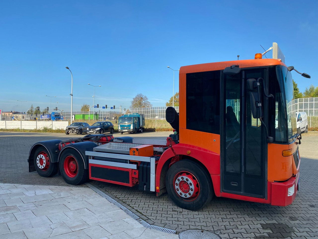 Mercedes-Benz Econic 2628 Eqonic 2628 - 1 Owner / LOW KM / Works Great - Chassi lastbil: bild 4 Mercedes-Benz Econic 2628 Eqonic 2628 - 1 Owner / LOW KM / Works Great - Chassi lastbil: bild 4