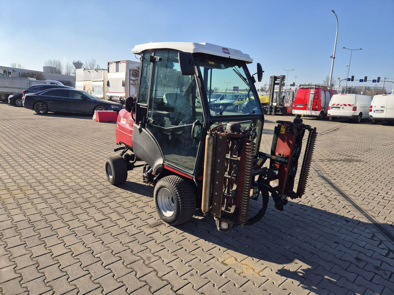 TORO Toro CT2240 / 4WD / Like NEW / Only 1681MTH - Gräsklippare: bild 2 TORO Toro CT2240 / 4WD / Like NEW / Only 1681MTH - Gräsklippare: bild 2