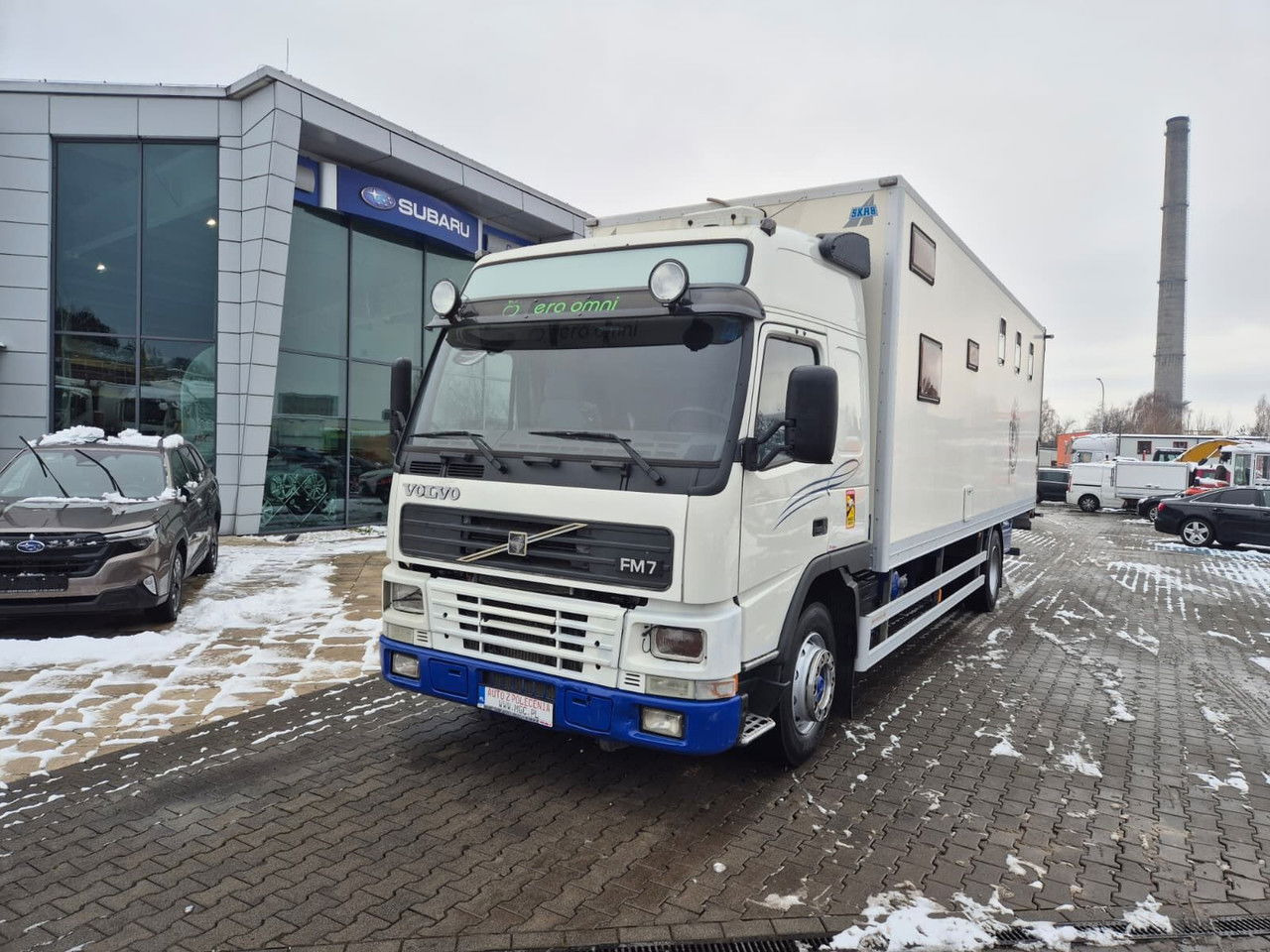 VOLVO FM 7 5 Horses / 3 People Live Cabin / 1 Owner / Serviced - Hästbuss: bild 2 VOLVO FM 7 5 Horses / 3 People Live Cabin / 1 Owner / Serviced - Hästbuss: bild 2