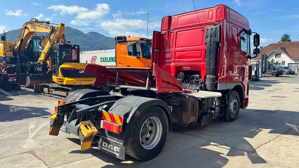 DAF XF 105.460 4x2 tractor unit - tipp. hydr. - Dragbil: bild 5 DAF XF 105.460 4x2 tractor unit - tipp. hydr. - Dragbil: bild 5