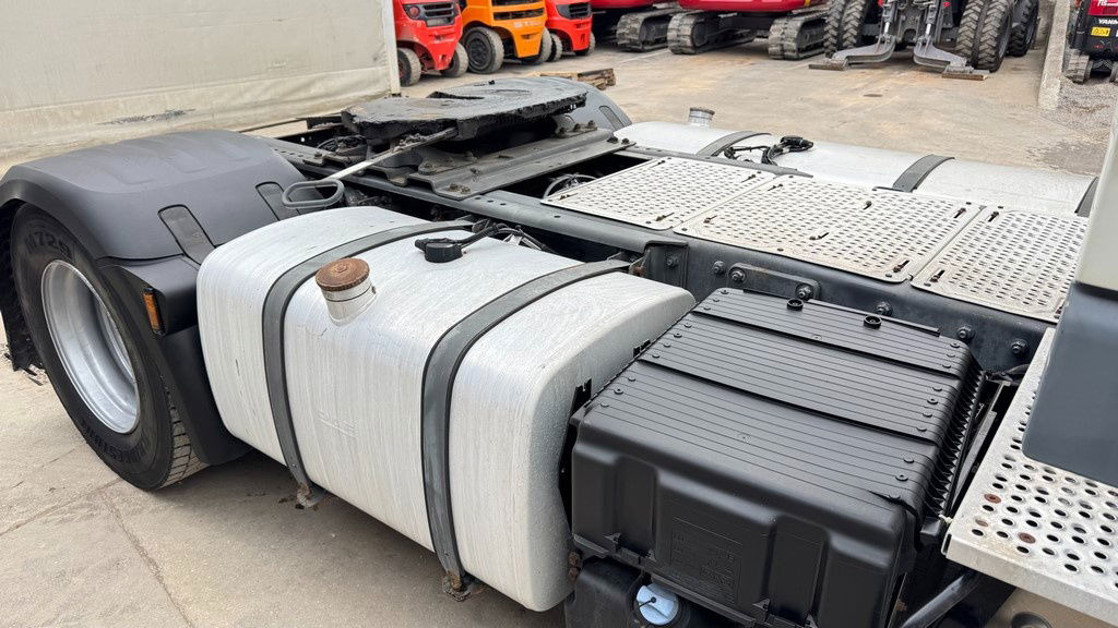 DAF XF 460 FT 4x2 tractor unit - retarder - Dragbil: bild 4 DAF XF 460 FT 4x2 tractor unit - retarder - Dragbil: bild 4