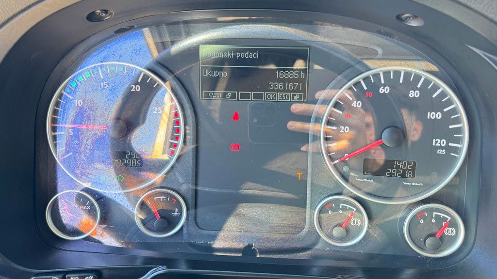 Leasa MAN TGX 18.440 4X2 tractor unit - retarder MAN TGX 18.440 4X2 tractor unit - retarder: bild 21 Leasa MAN TGX 18.440 4X2 tractor unit - retarder MAN TGX 18.440 4X2 tractor unit - retarder: bild 21