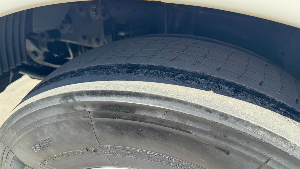 Leasa MAN TGX 18.440 4X2 tractor unit - retarder MAN TGX 18.440 4X2 tractor unit - retarder: bild 6 Leasa MAN TGX 18.440 4X2 tractor unit - retarder MAN TGX 18.440 4X2 tractor unit - retarder: bild 6