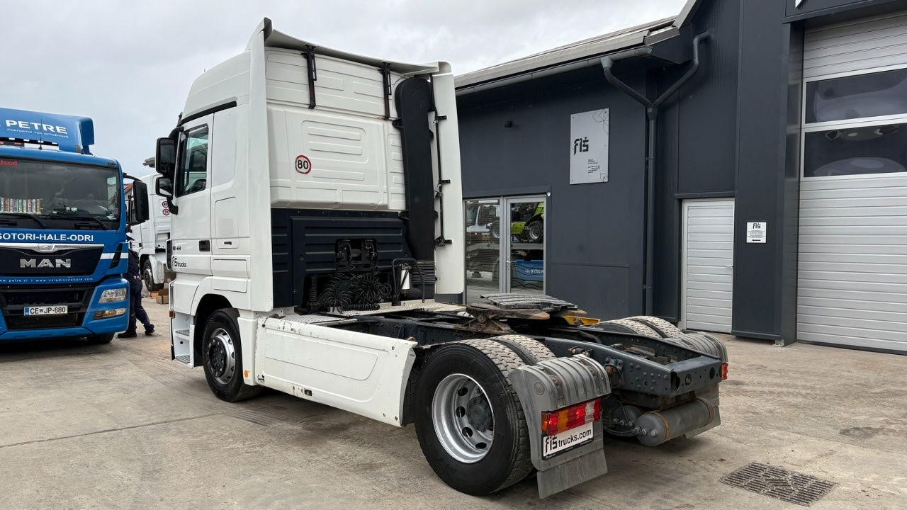 Mercedes-Benz Actros 1844 4x2 - tractor unit - retarder - Dragbil: bild 4 Mercedes-Benz Actros 1844 4x2 - tractor unit - retarder - Dragbil: bild 4