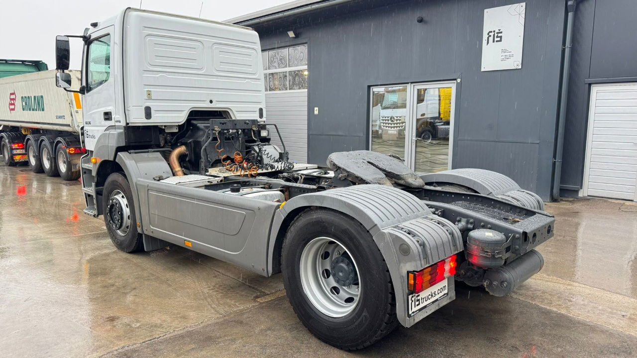 Mercedes-Benz Axor 1836 4x2 tipper hydraulics - Dragbil: bild 4 Mercedes-Benz Axor 1836 4x2 tipper hydraulics - Dragbil: bild 4