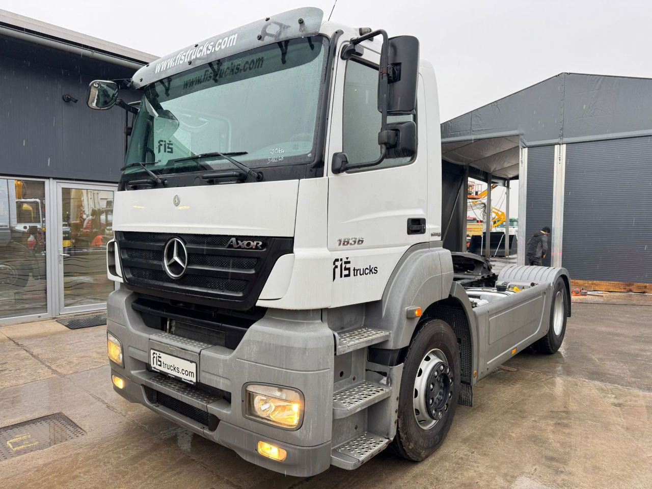 Mercedes-Benz Axor 1836 4x2 tipper hydraulics - Dragbil: bild 1 Mercedes-Benz Axor 1836 4x2 tipper hydraulics - Dragbil: bild 1