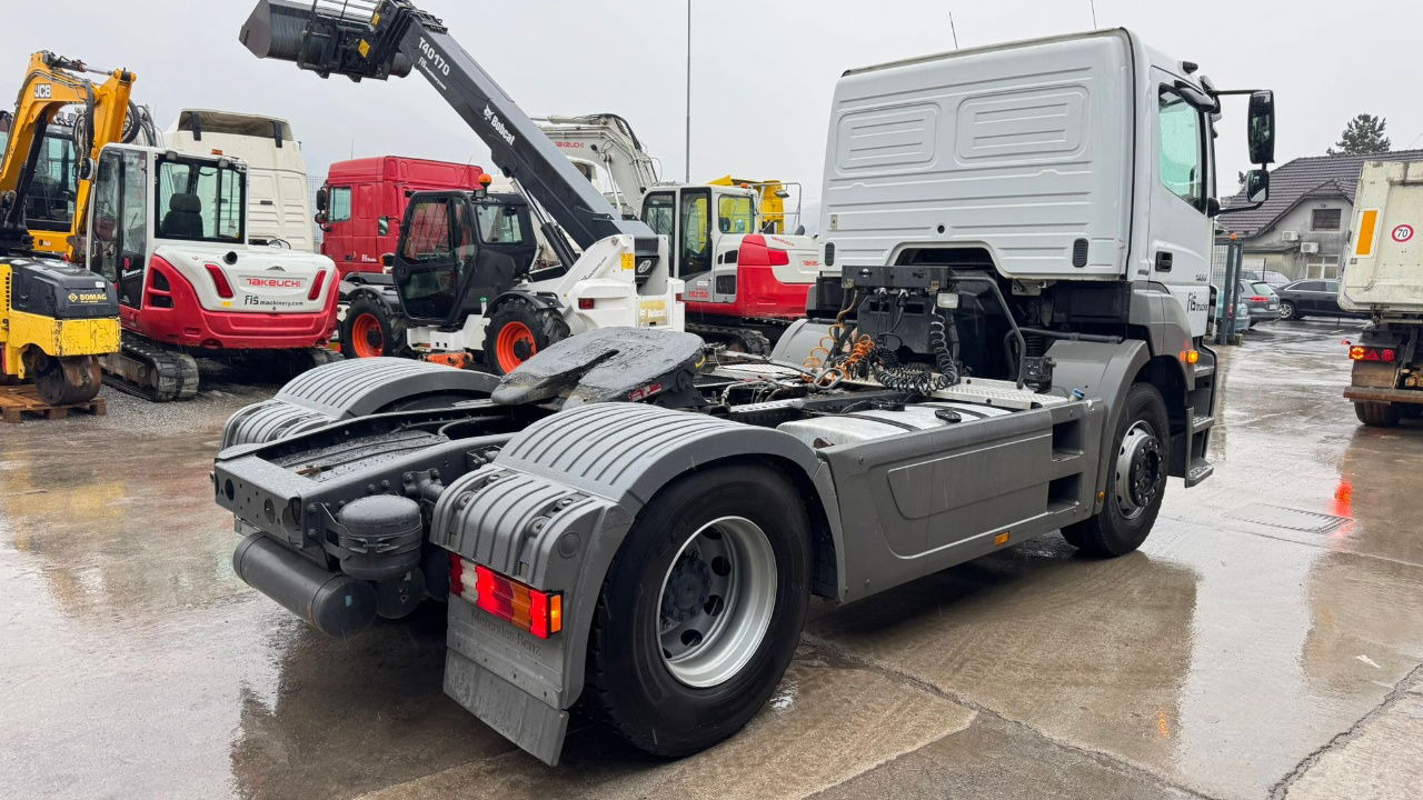 Mercedes-Benz Axor 1836 4x2 tipper hydraulics - Dragbil: bild 3 Mercedes-Benz Axor 1836 4x2 tipper hydraulics - Dragbil: bild 3