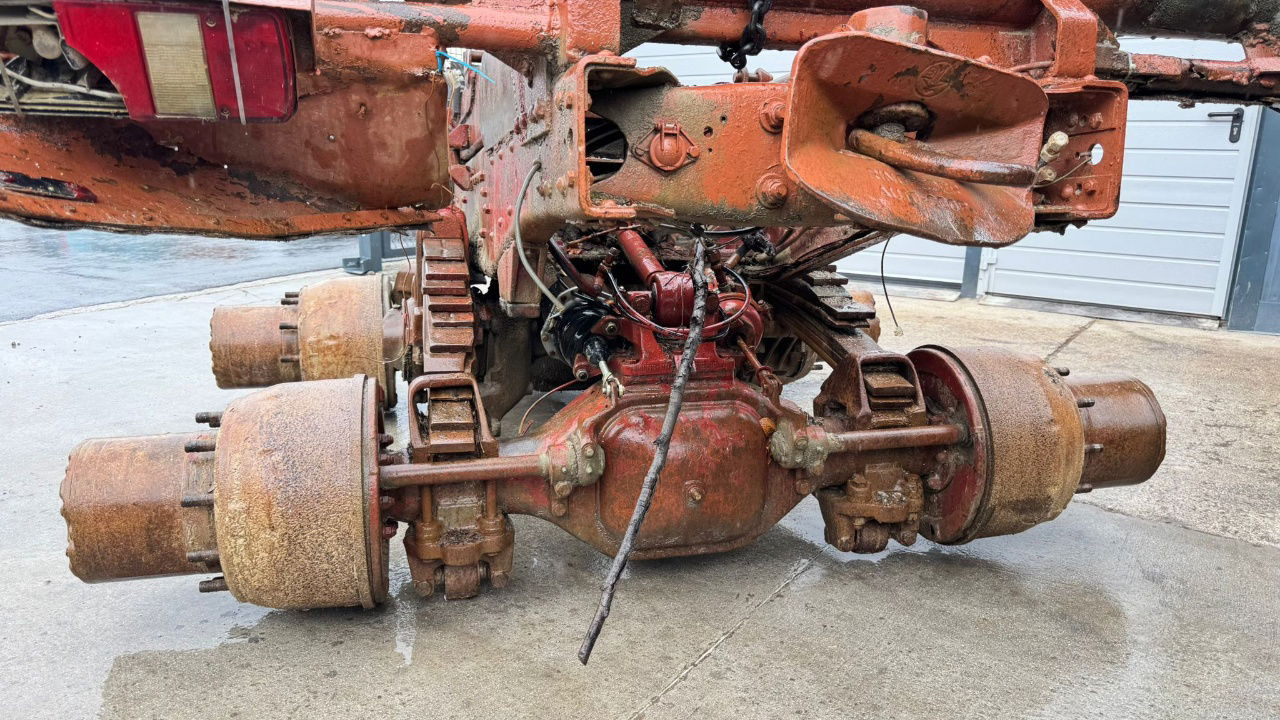 Mercedes-Benz 13TON Double Axles 6X4 - Axel och reservdelar för Lastbil: bild 5 Mercedes-Benz 13TON Double Axles 6X4 - Axel och reservdelar för Lastbil: bild 5