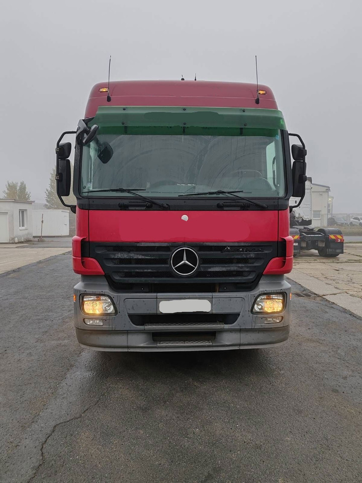 Mercedes-Benz Actros 2644L 6X4 stake body - Palfinger crane PK18500 - Flakbil: bild 3 Mercedes-Benz Actros 2644L 6X4 stake body - Palfinger crane PK18500 - Flakbil: bild 3