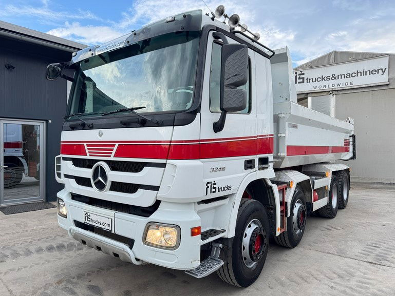 Mercedes-Benz Actros 3246 8X4 mulda tipper - retarder - hydr. back door - Tippbil lastbil: bild 1 Mercedes-Benz Actros 3246 8X4 mulda tipper - retarder - hydr. back door - Tippbil lastbil: bild 1