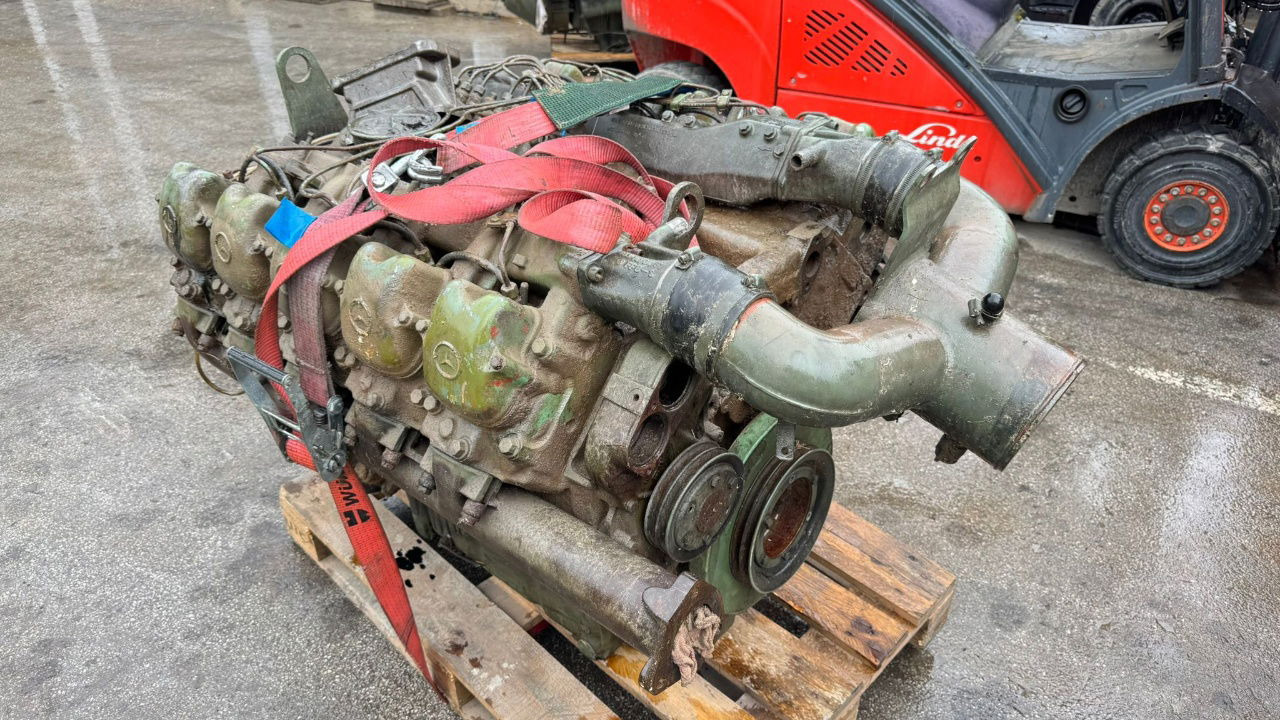 Mercedes-Benz Engine V10 - OM 403.1 - nr.2 - Motor för Lastbil: bild 3 Mercedes-Benz Engine V10 - OM 403.1 - nr.2 - Motor för Lastbil: bild 3