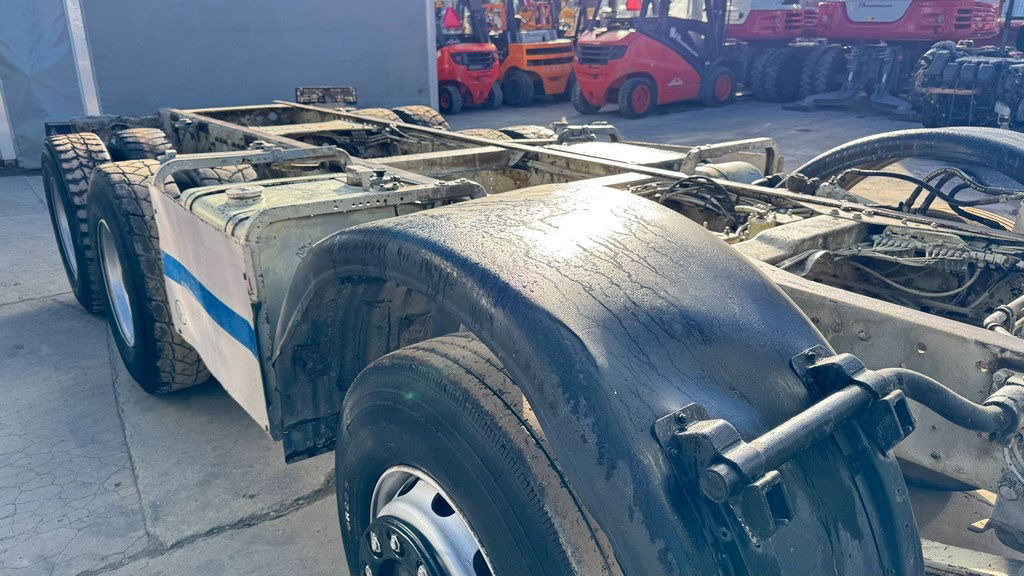 Mercedes-Benz SK 3234 8x4 chassis - Chassi lastbil: bild 4 Mercedes-Benz SK 3234 8x4 chassis - Chassi lastbil: bild 4