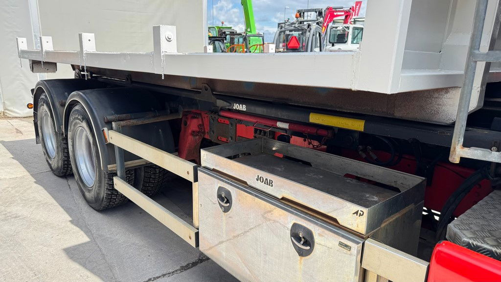 Scania R400 6x4 abroll tipper + plato - Containerbil/ Växelflak lastbil: bild 4 Scania R400 6x4 abroll tipper + plato - Containerbil/ Växelflak lastbil: bild 4