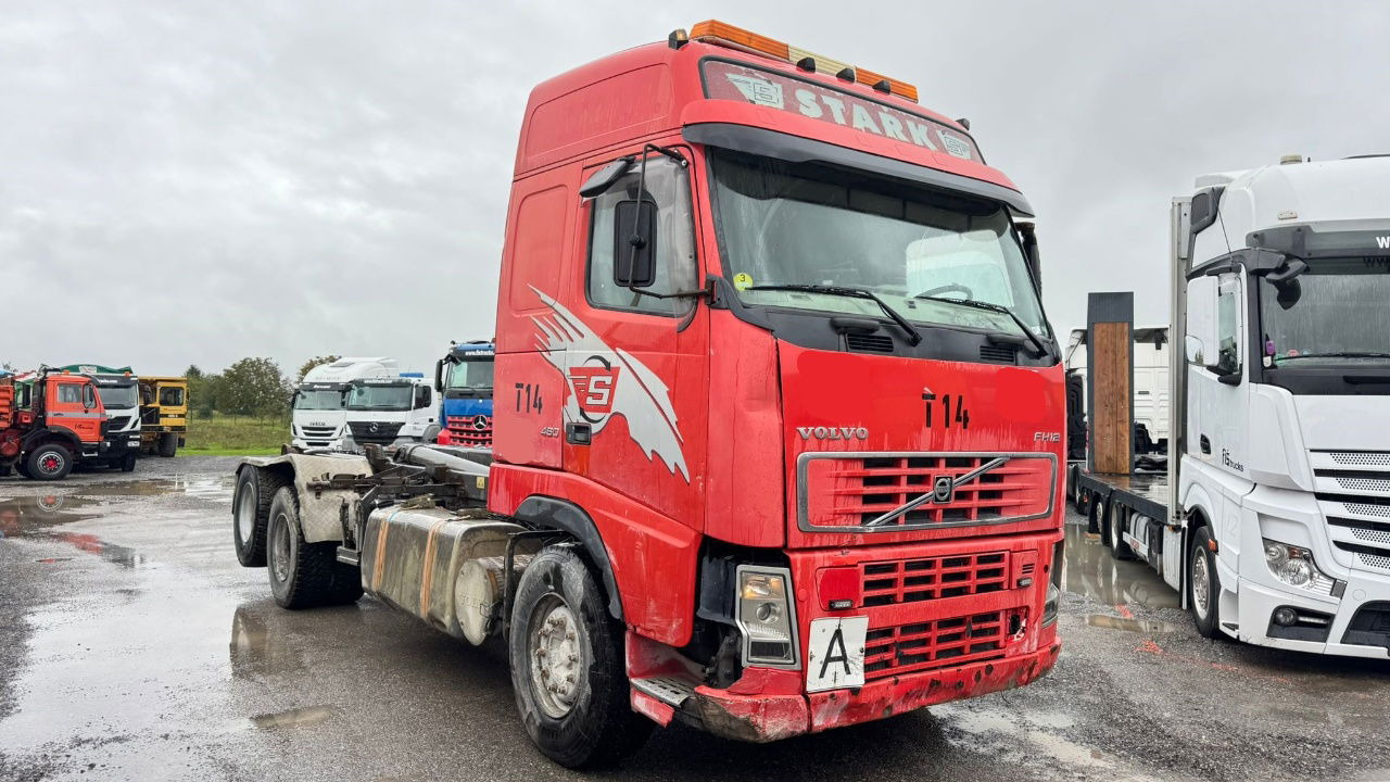 Volvo FH 12 460 6x2 Meiller abroll tipper - motor brake - lifting axle - Containerbil/ Växelflak lastbil: bild 2 Volvo FH 12 460 6x2 Meiller abroll tipper - motor brake - lifting axle - Containerbil/ Växelflak lastbil: bild 2