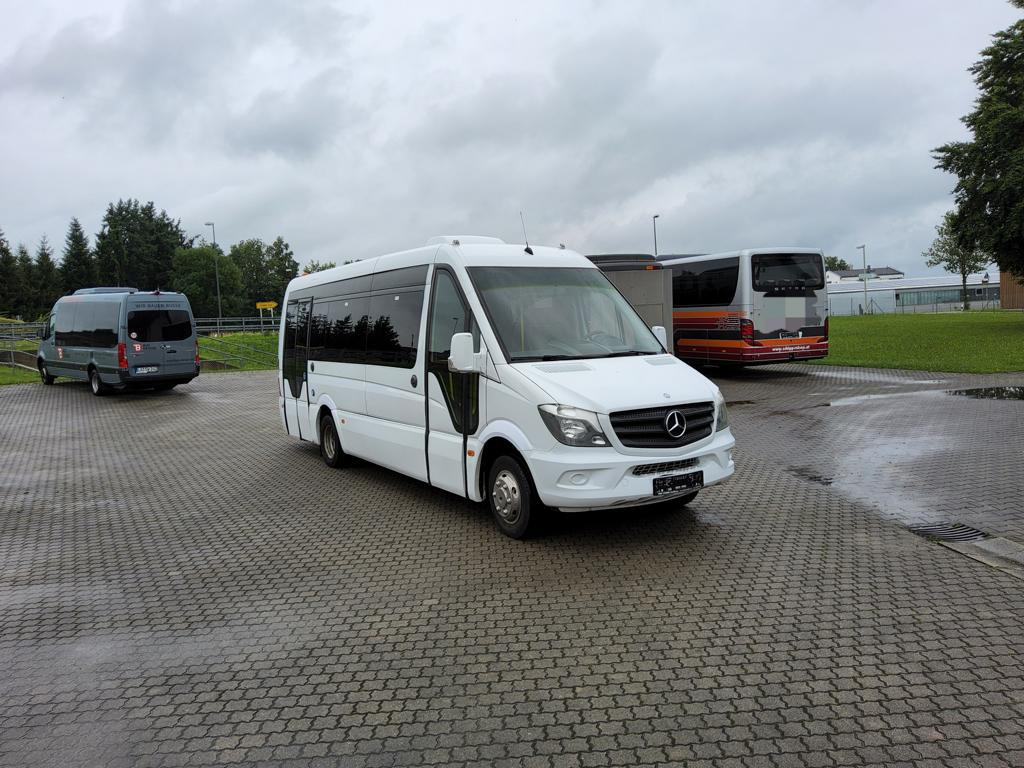 Mercedes Benz Sprinter City Niederflur 906BB50 Tauschmotor!! / 6 Gang / Klima - Minibuss, Persontransport: bild 1 Mercedes Benz Sprinter City Niederflur 906BB50 Tauschmotor!! / 6 Gang / Klima - Minibuss, Persontransport: bild 1