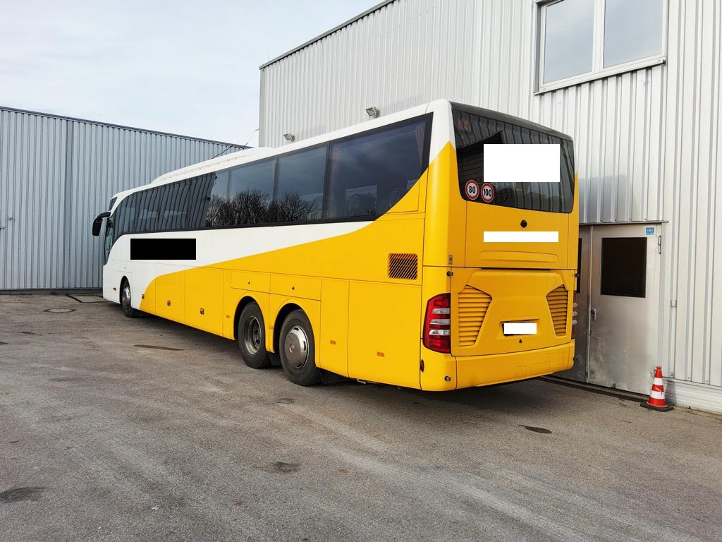 Mercedes Benz Tourismo 17 RHD - L 62 Sitze / ORIGINAL KM !! - Förortsbuss: bild 3 Mercedes Benz Tourismo 17 RHD - L 62 Sitze / ORIGINAL KM !! - Förortsbuss: bild 3