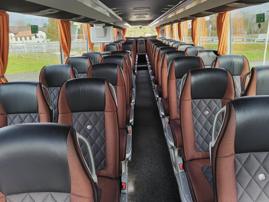 Mercedes Benz Tourismo RHD NEUES MODELL / 49+2+1 / PowerShift / WC / USB - Turistbuss: bild 5 Mercedes Benz Tourismo RHD NEUES MODELL / 49+2+1 / PowerShift / WC / USB - Turistbuss: bild 5