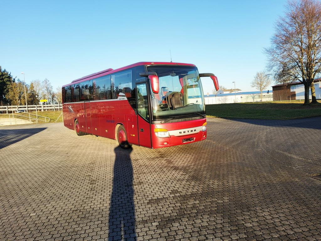 Setra S 415 GT HD 6 Gang / 50 Sitze - Turistbuss: bild 1 Setra S 415 GT HD 6 Gang / 50 Sitze - Turistbuss: bild 1