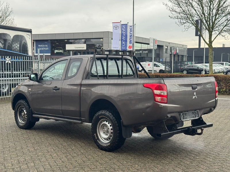 Mitsubishi L200 4*4 airco - Pickup: bild 4 Mitsubishi L200 4*4 airco - Pickup: bild 4