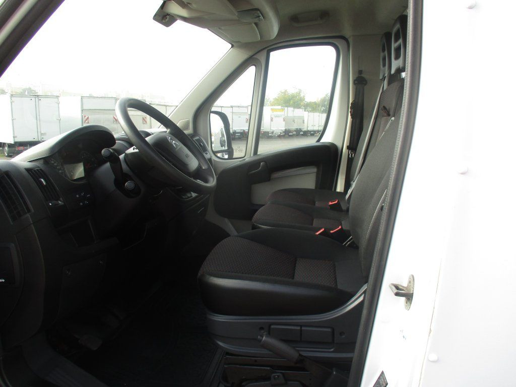 Transportbil med flak Citroën Jumper  2,0 BlueHDi Citroën Jumper  2,0 BlueHDi: bild 12