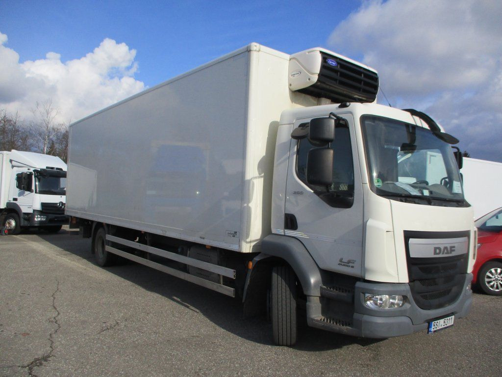 DAF LF 55.250 - Kylbil lastbil: bild 2 DAF LF 55.250 - Kylbil lastbil: bild 2