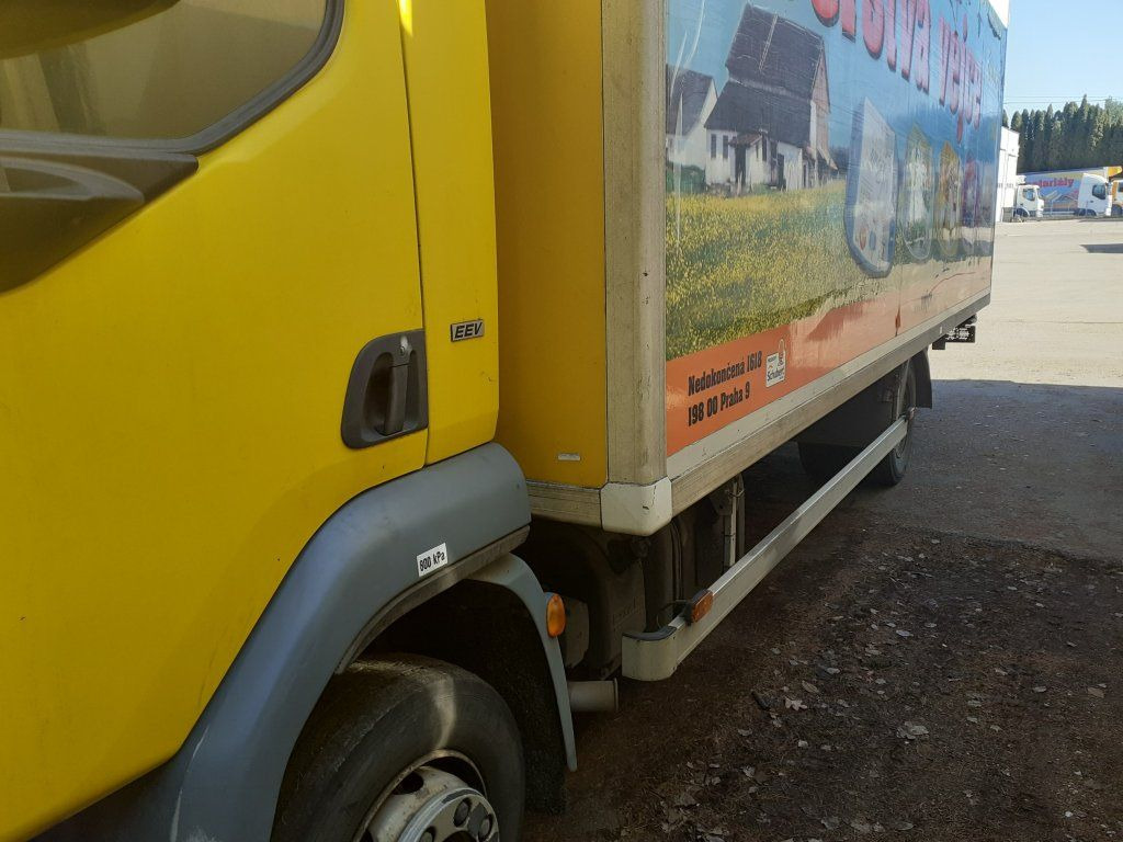 DAF LF45.210 mit Carrier Motorschaden engineproblem - Kylbil lastbil: bild 4 DAF LF45.210 mit Carrier Motorschaden engineproblem - Kylbil lastbil: bild 4