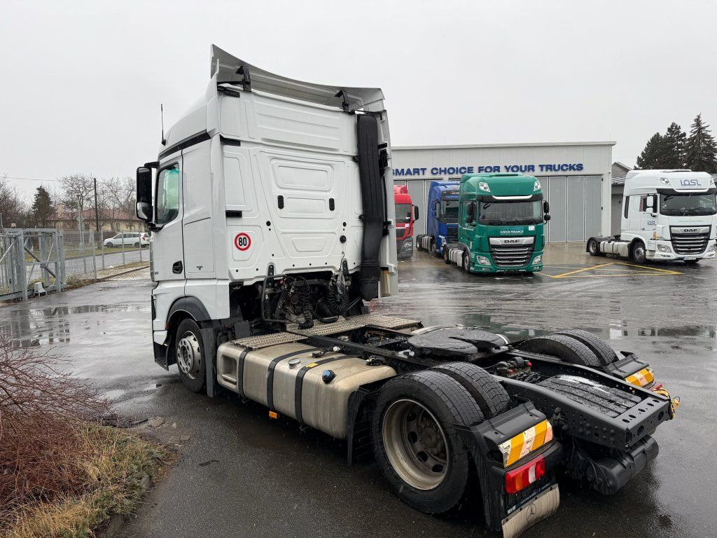 Mercedes-Benz 1845 Actros EURO 6 MEGA/lowdeck - Dragbil: bild 4 Mercedes-Benz 1845 Actros EURO 6 MEGA/lowdeck - Dragbil: bild 4